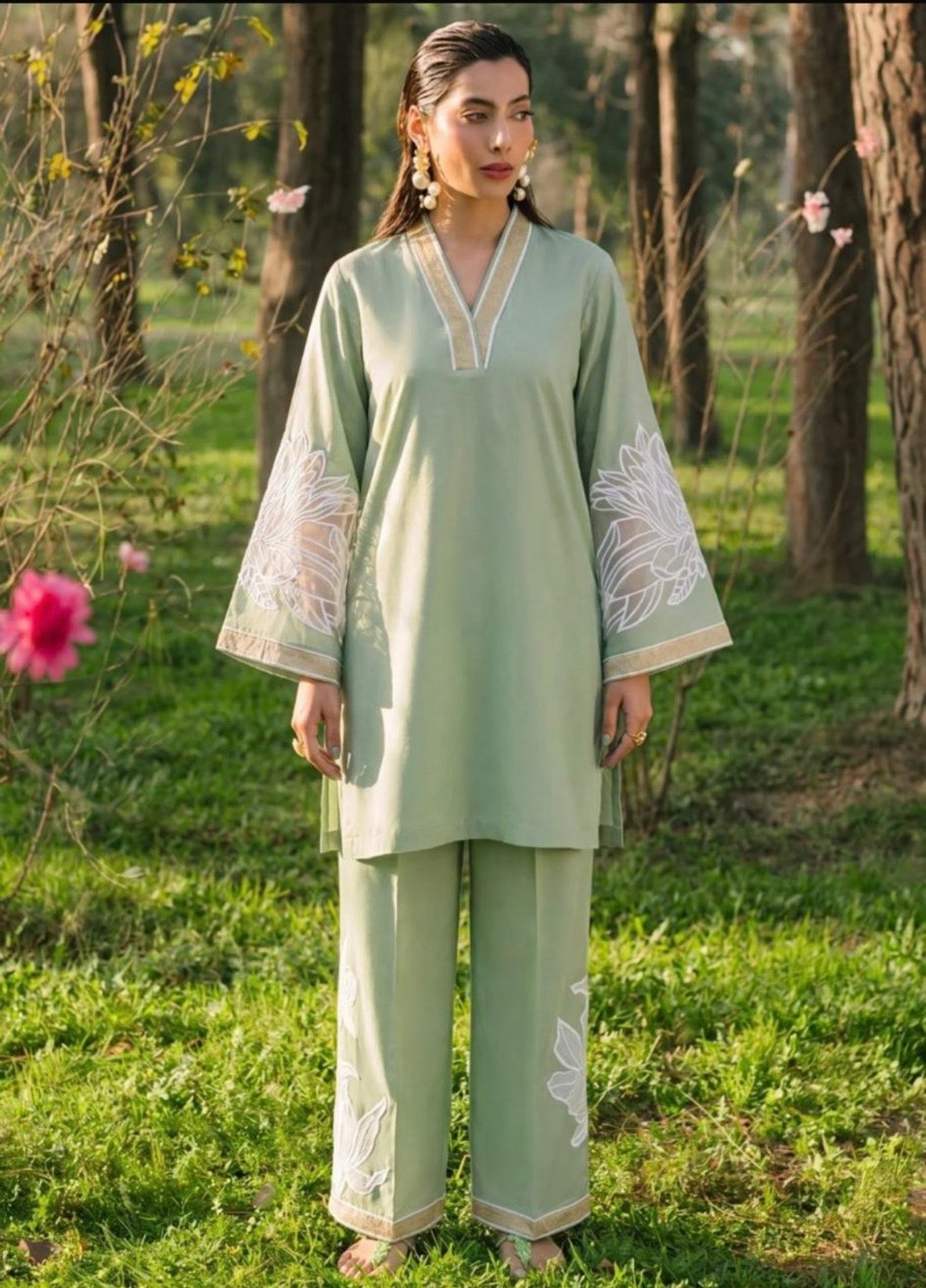 Dania Mint
