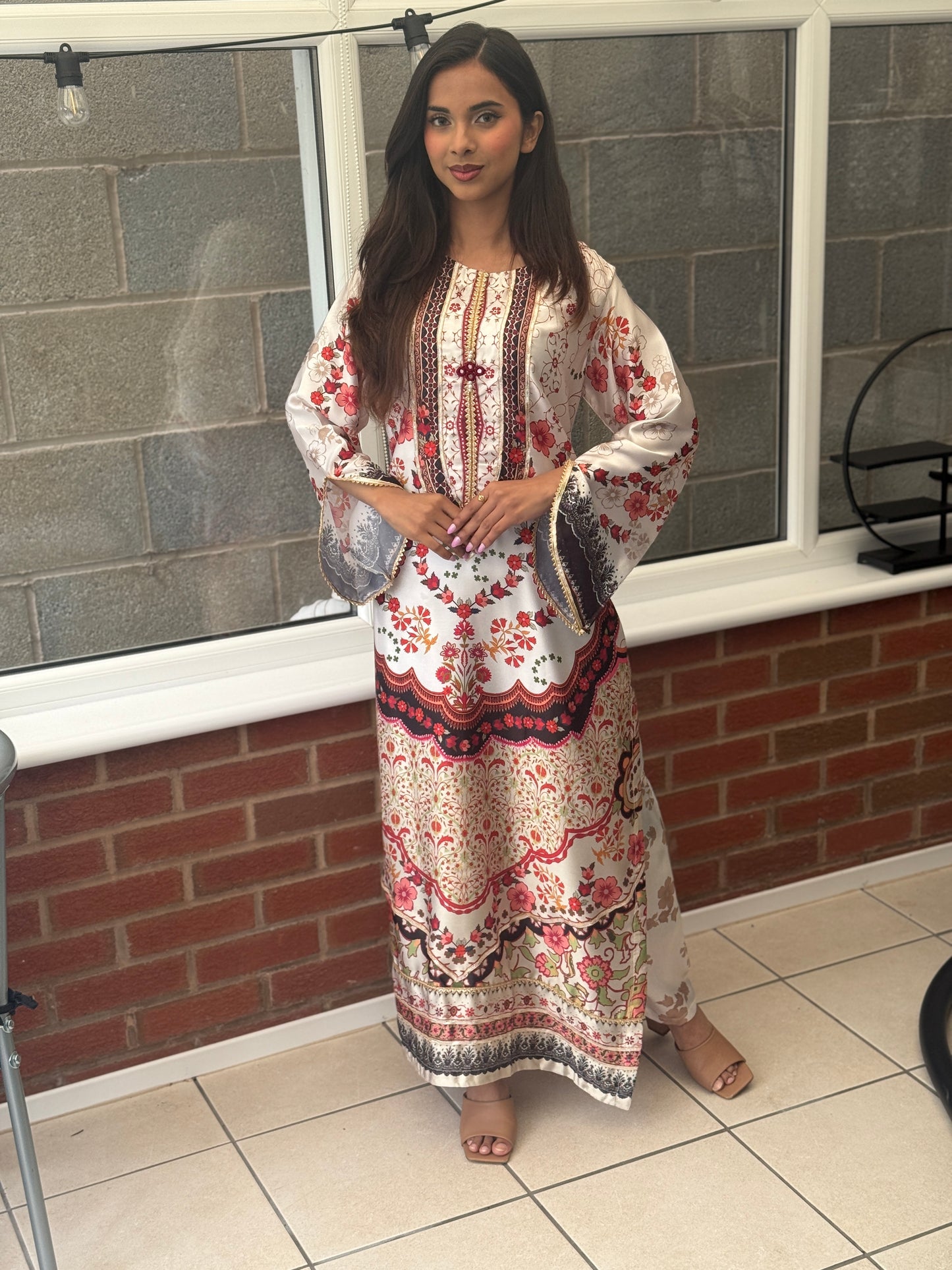 Ivory Royale – Luxury Printed Silk Edit