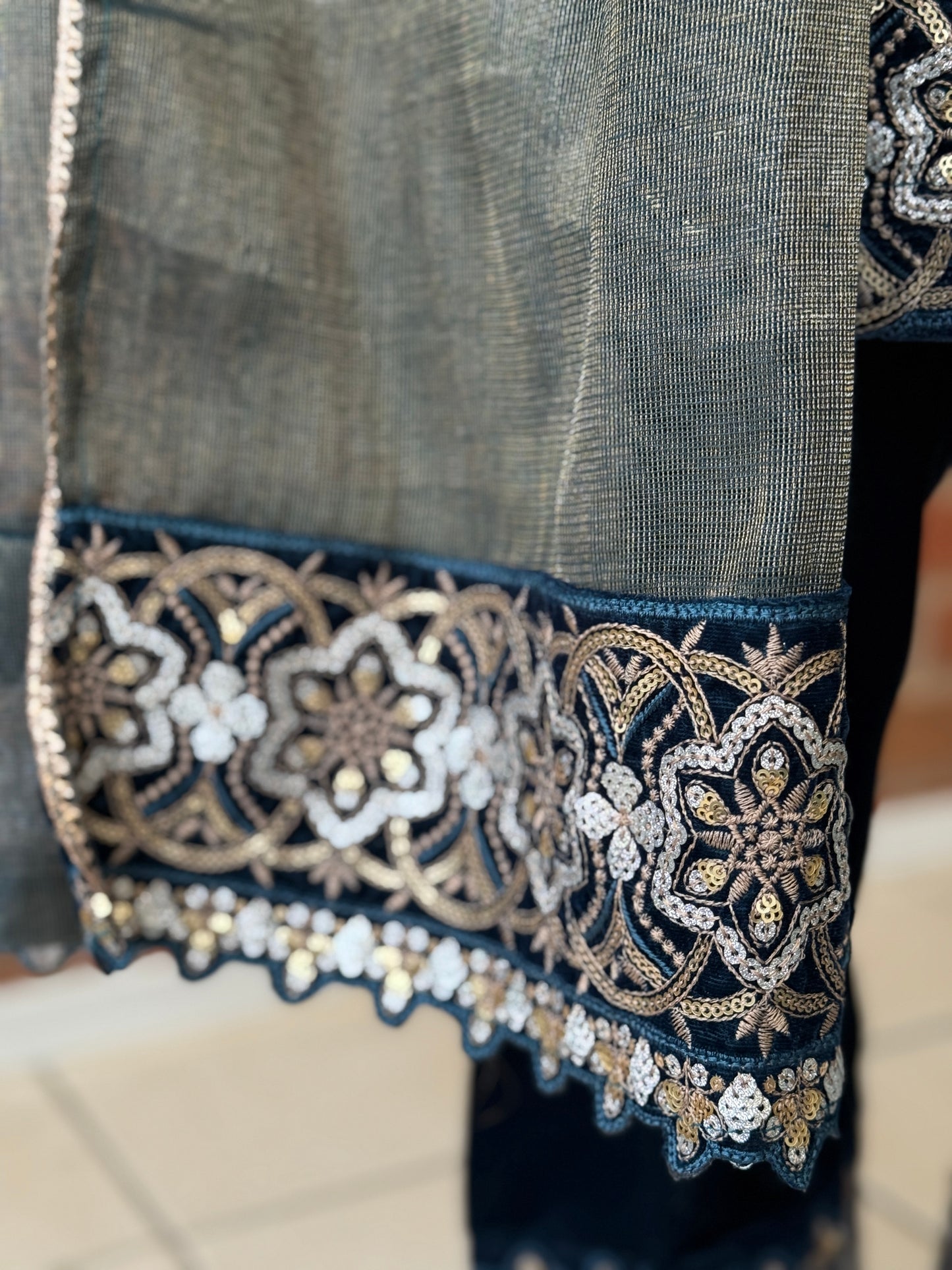 Noore Velvet Shoulder Suit - Midnight Teal