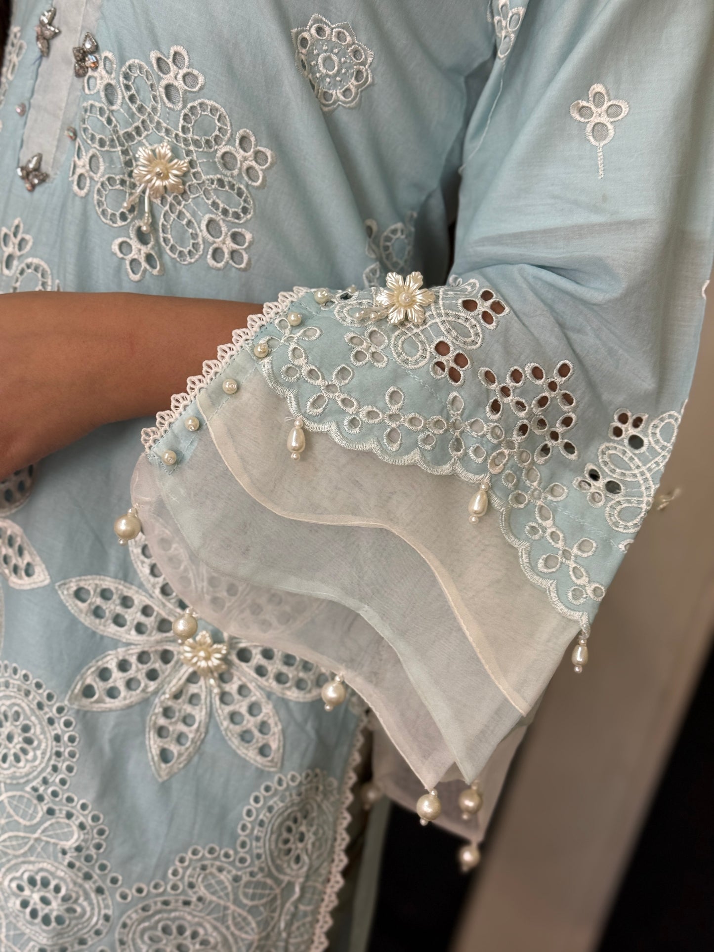 Aylina Blue Bloom