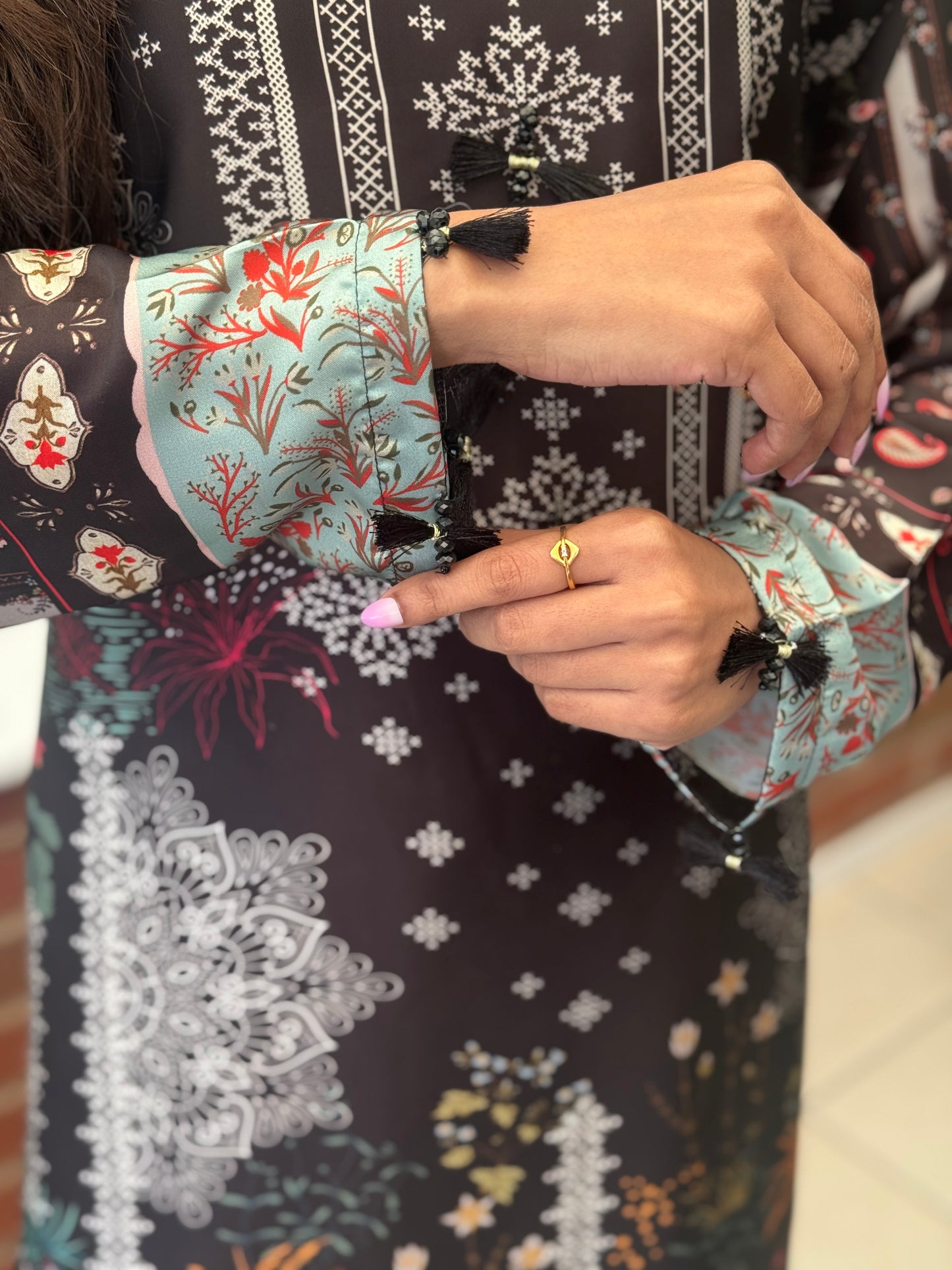 Noir Royale – Luxury Printed Silk Edit
