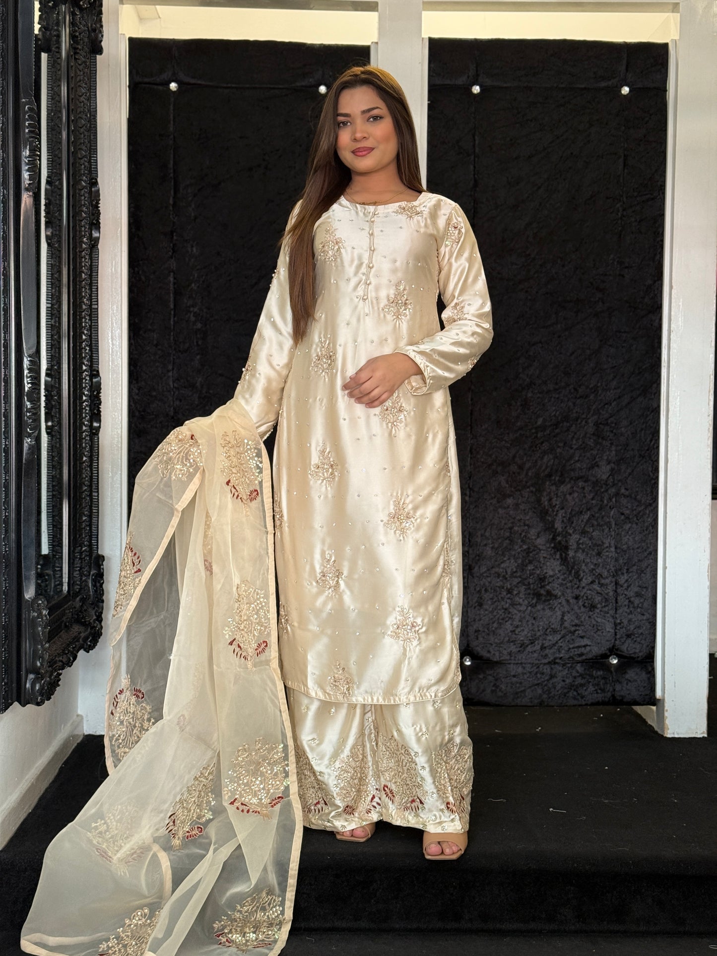 Nareen Champagne Pearl