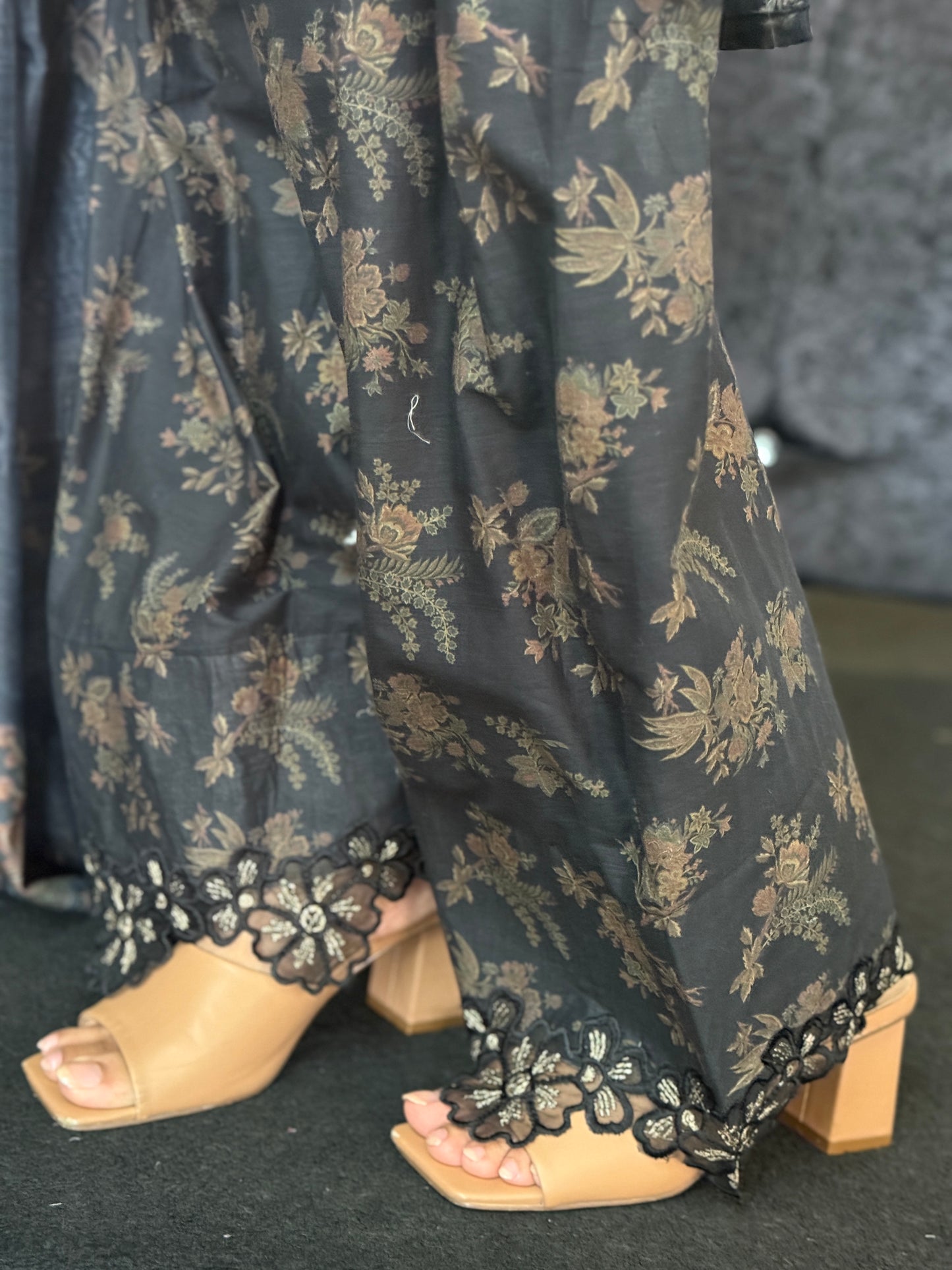 Midnight Noir Farsi Set