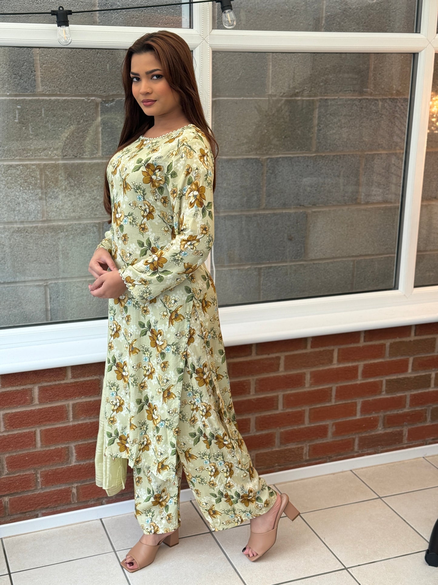 Nawazish Eclat Winter Linen