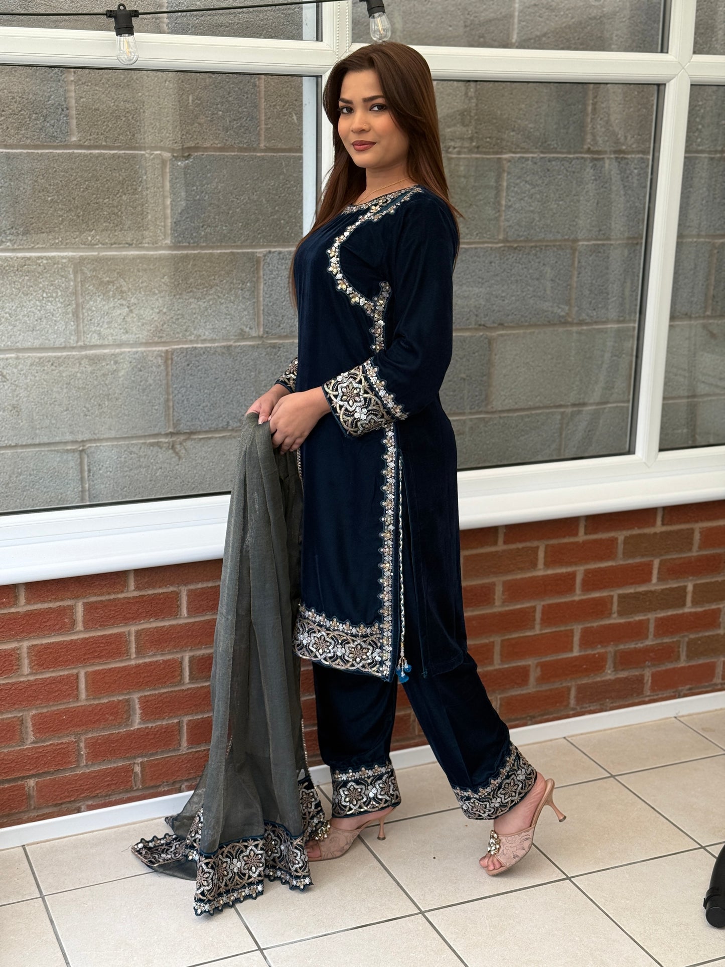 Noore Velvet Shoulder Suit - Midnight Teal