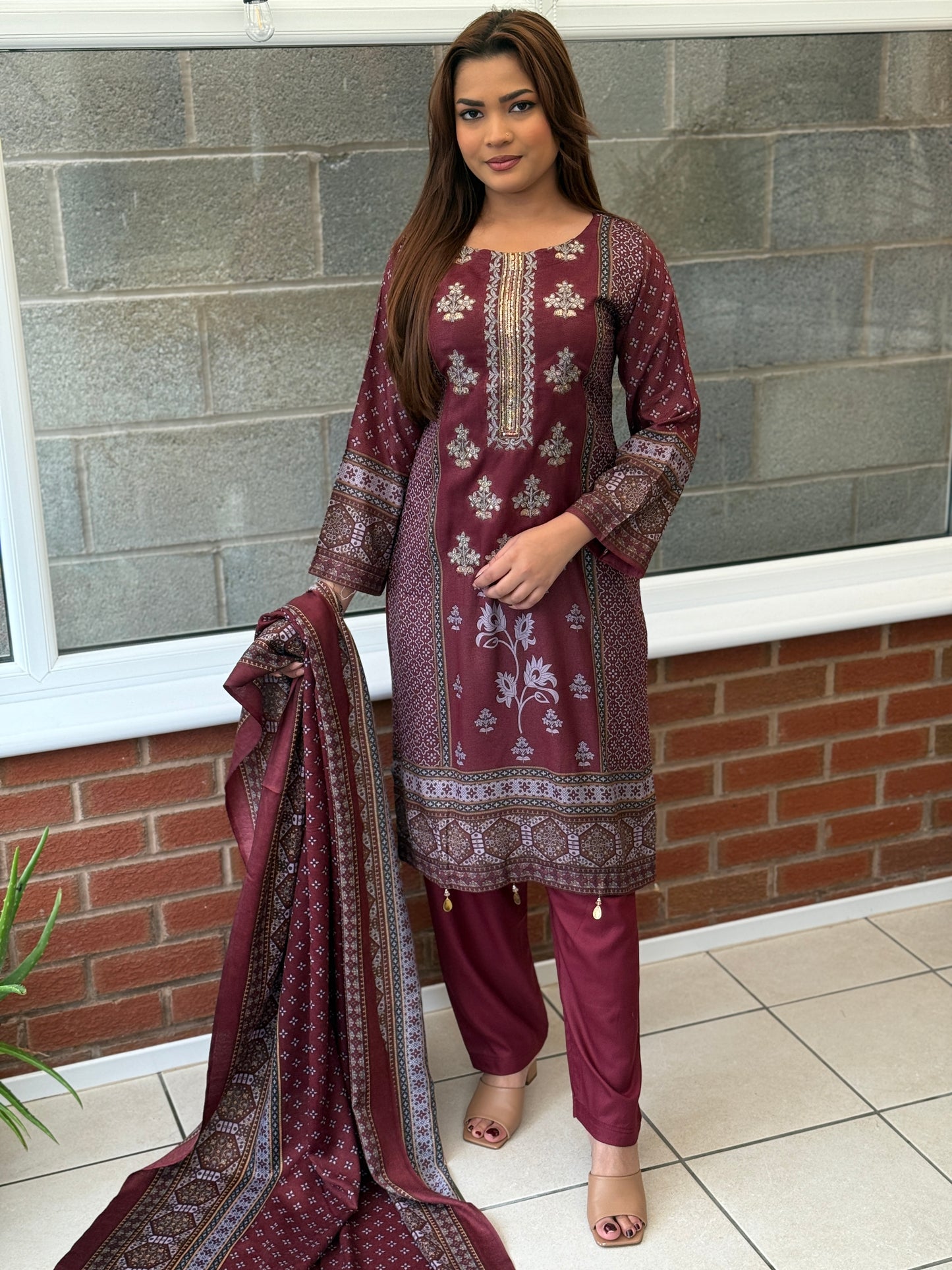 Marjaan Dhanak - Winter Embroidered Suit
