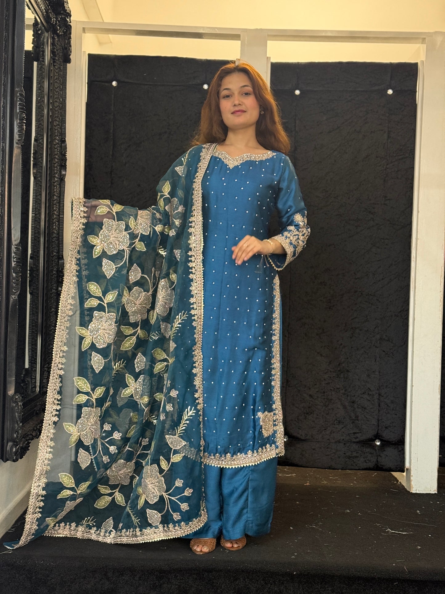 Rania Elegance Silk Suit - Teal
