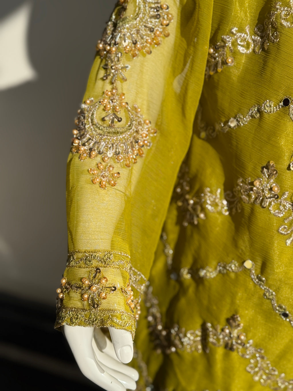 NOOR - KHAKI GREEN
