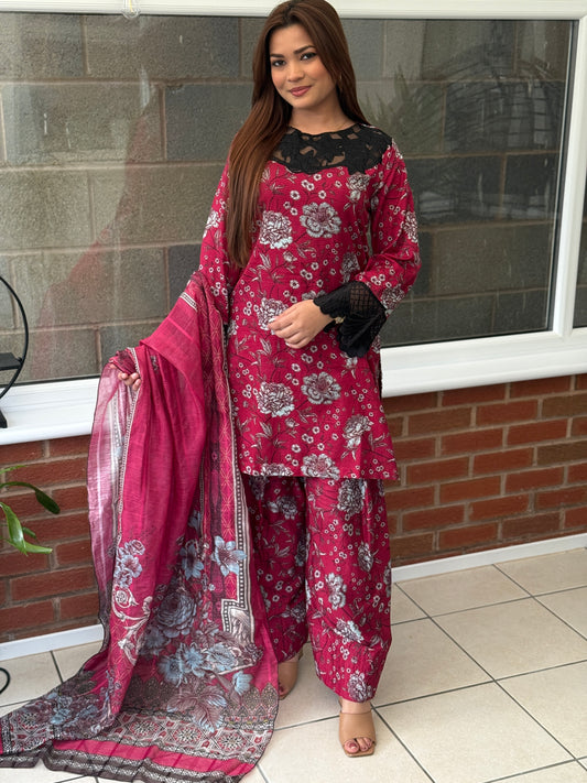 Rosey Farsi Shalwar Suit