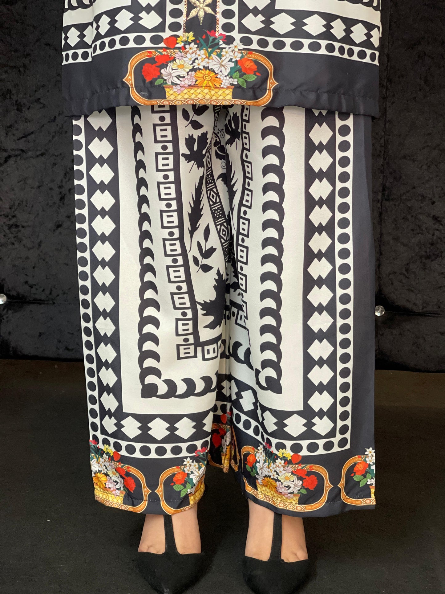 SASHA - FLORAL BLACK WHITE