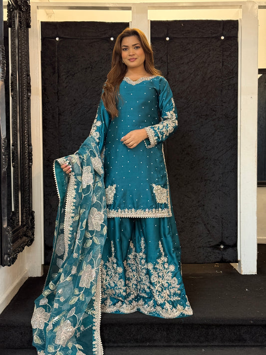 Teal Royale Elegance