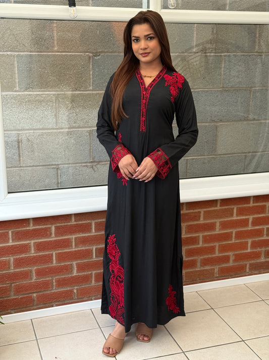 Samara Elan - Embroidered Maxi Dress Black