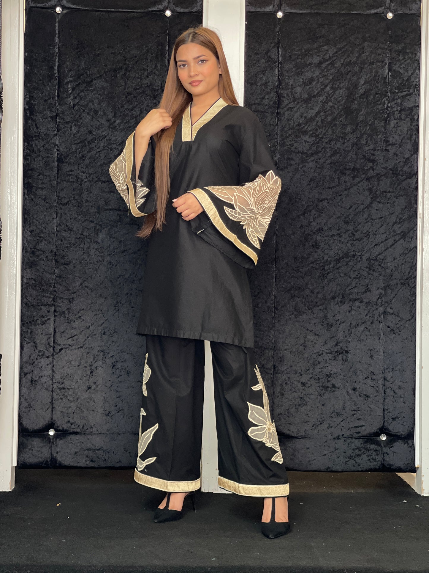 DANIA - BLACK