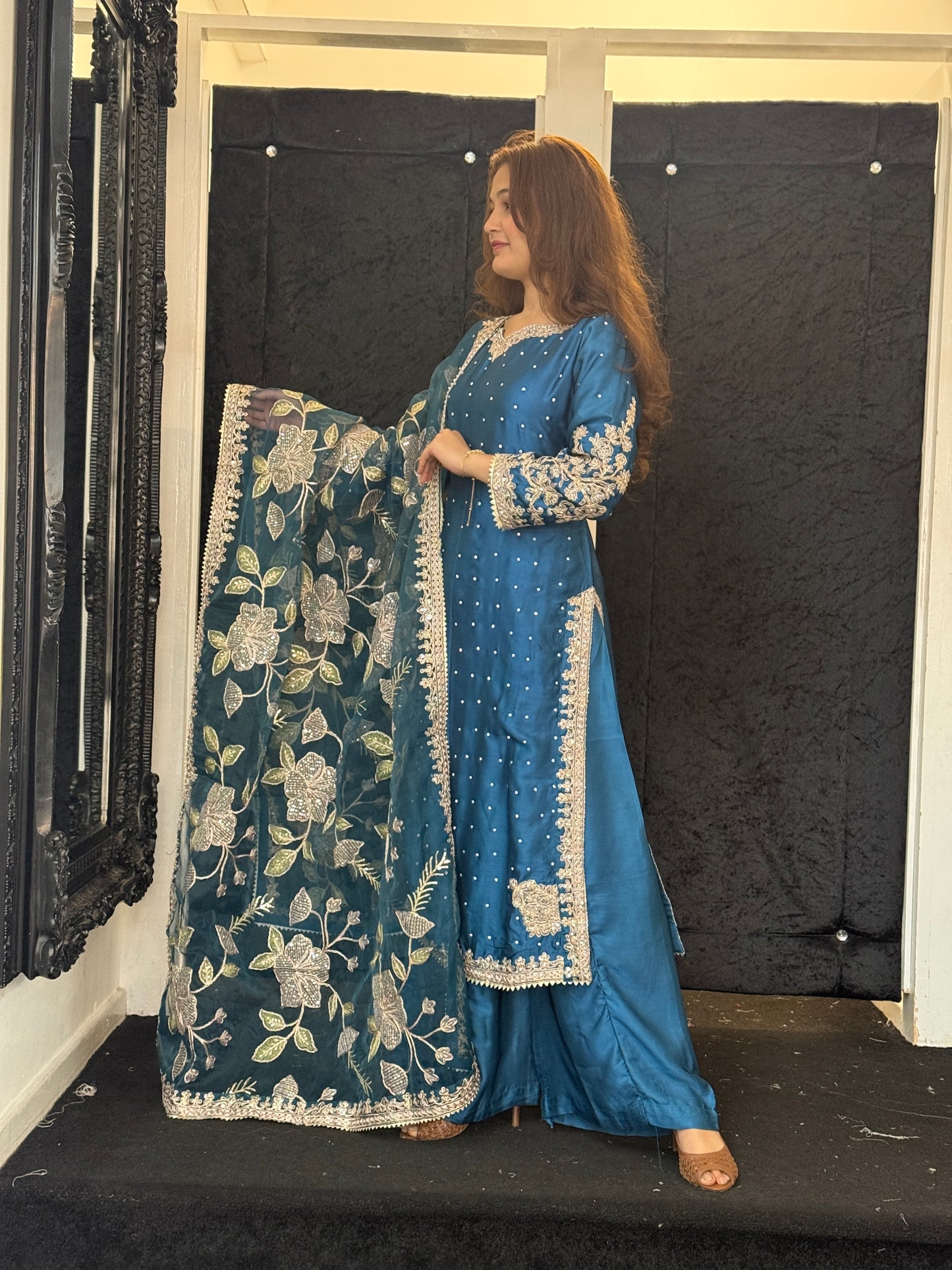 Rania Elegance Silk Suit - Teal