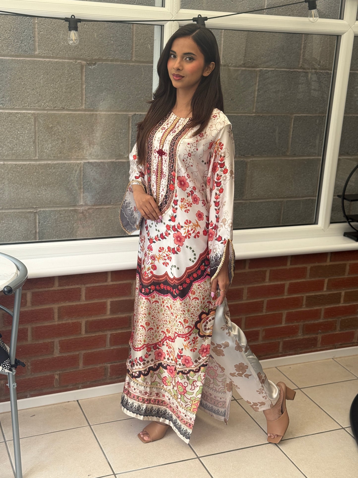 Ivory Royale – Luxury Printed Silk Edit