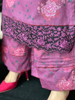 IZNIK - PLUM