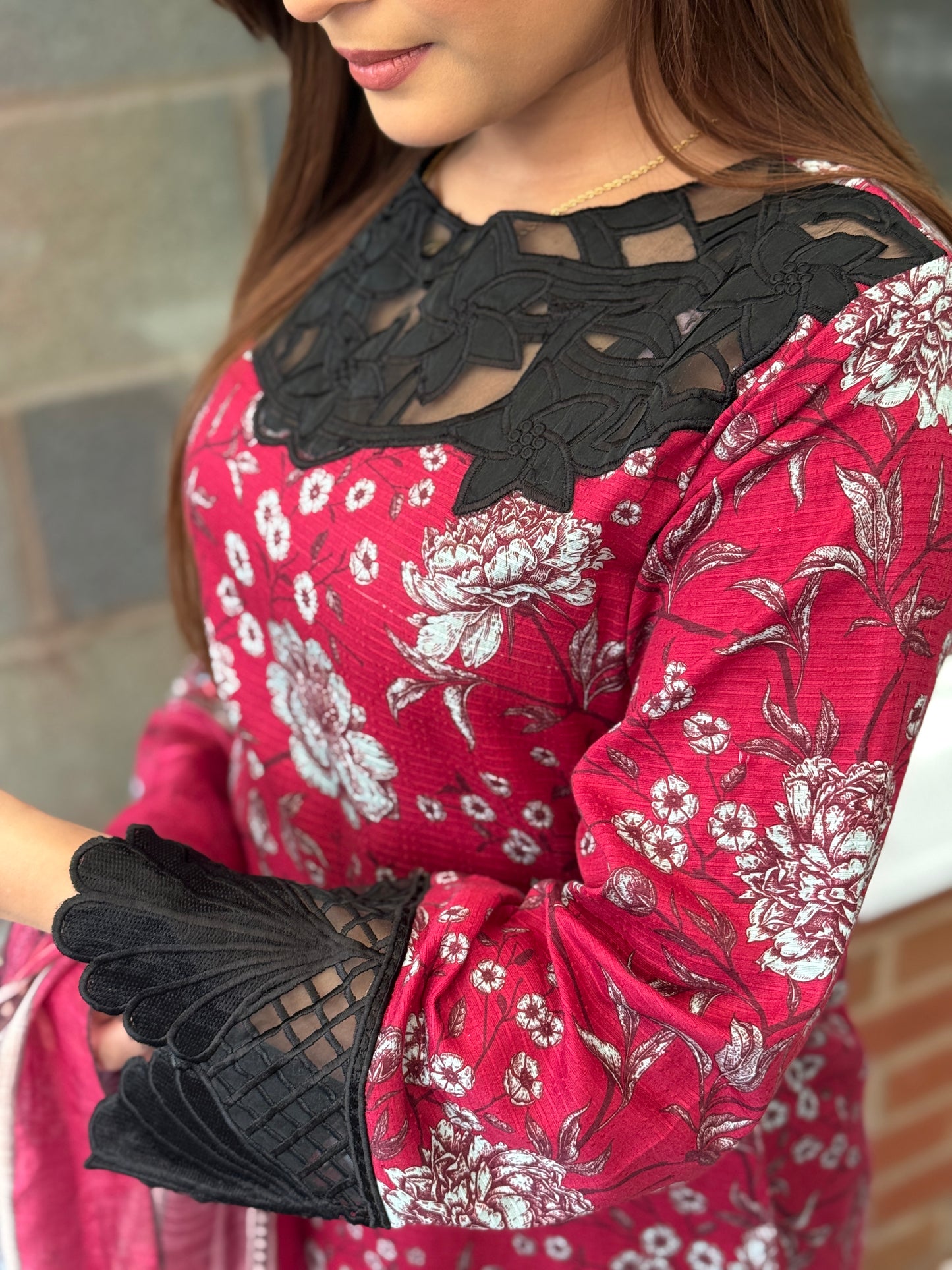 Rosey Farsi Shalwar Suit