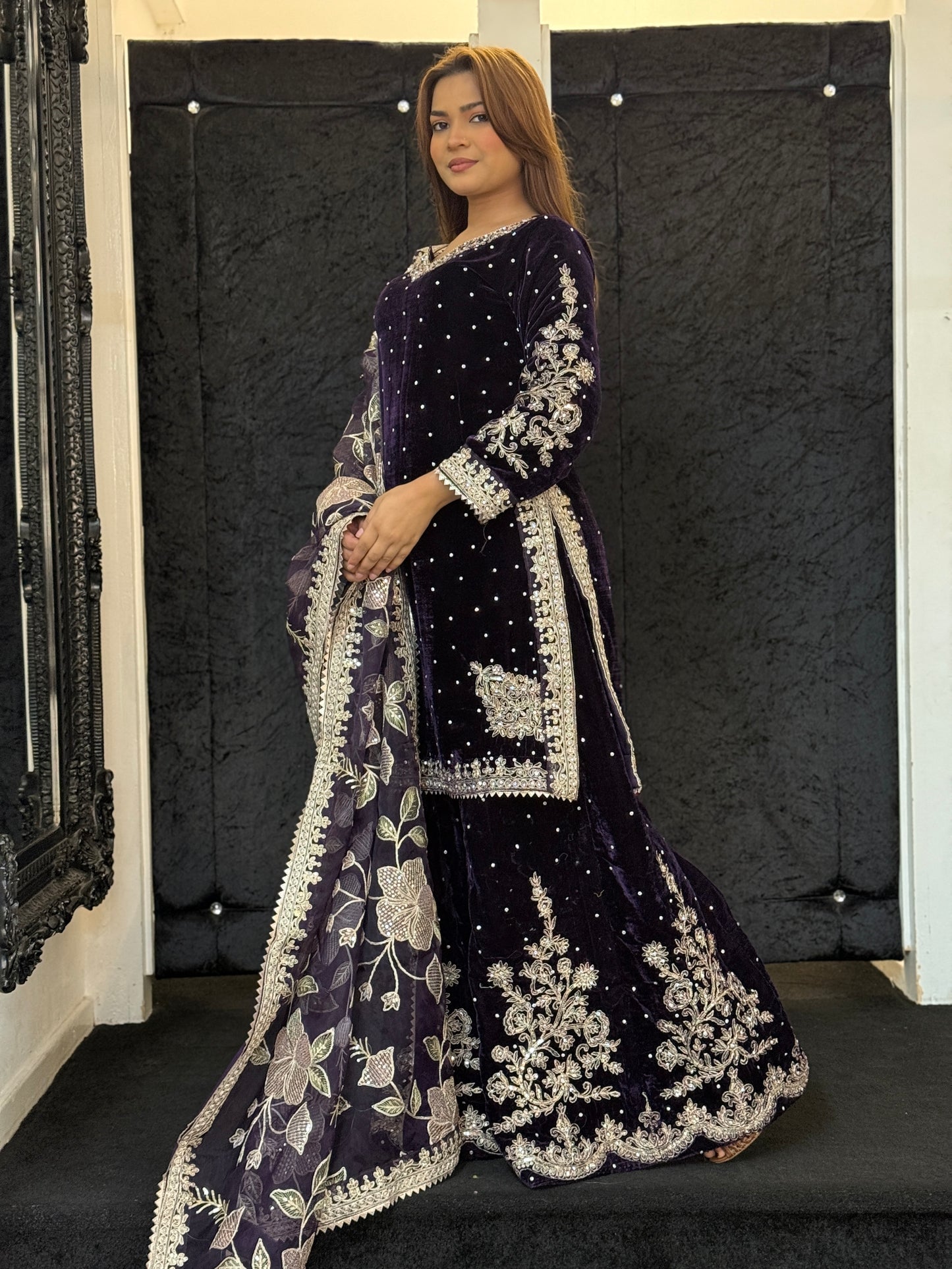 Asteria Velvet - Cadbury Plum