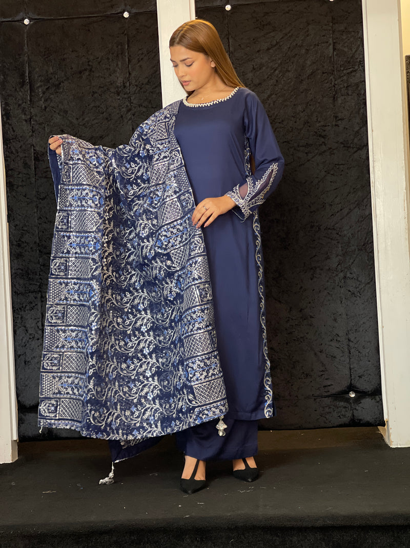 DANYA MOTHER DAUGHTER NAVY