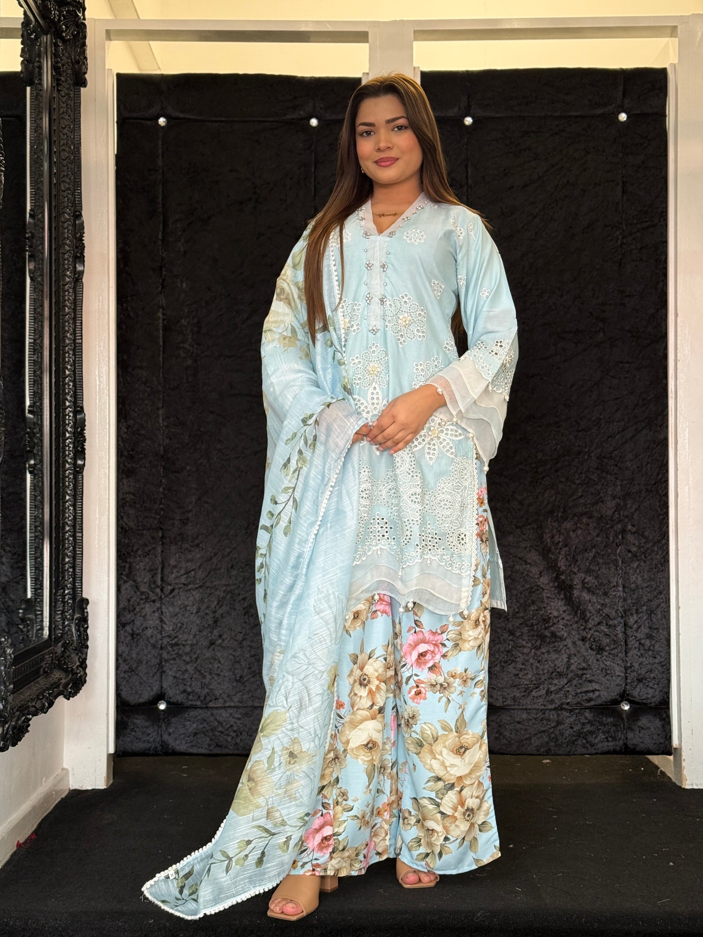 Aylina Blue Bloom