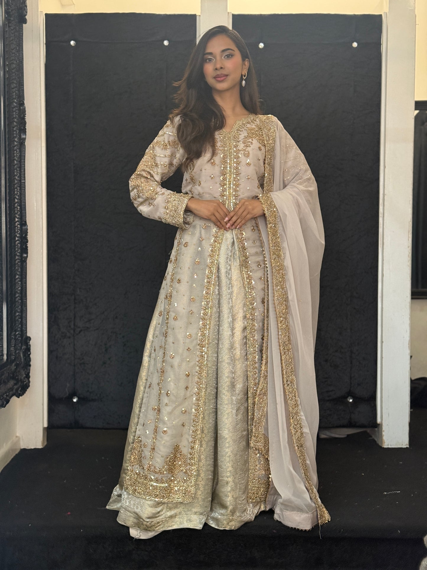 Gold Lehnga