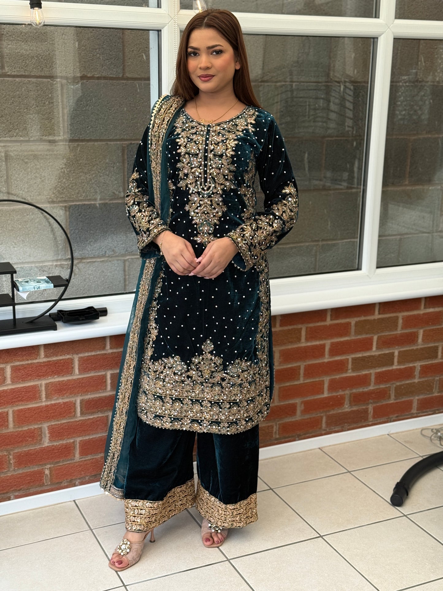 Velvet Luxe Palazzo Set with Potli Bag Teal