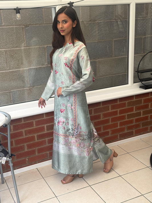 Majestic Mint Royale – Luxury Printed Silk Edit