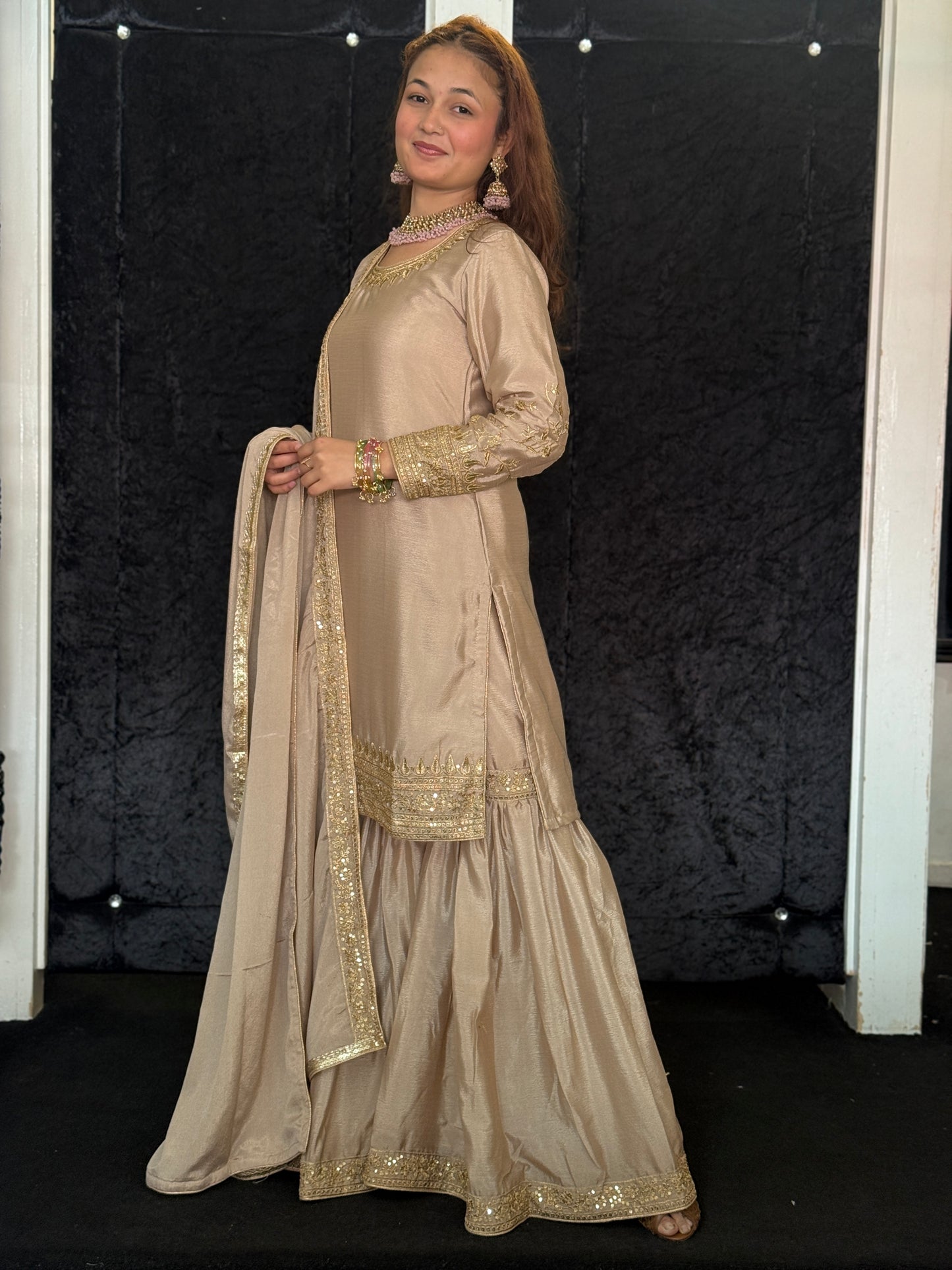 Nooréva Gold Gharara