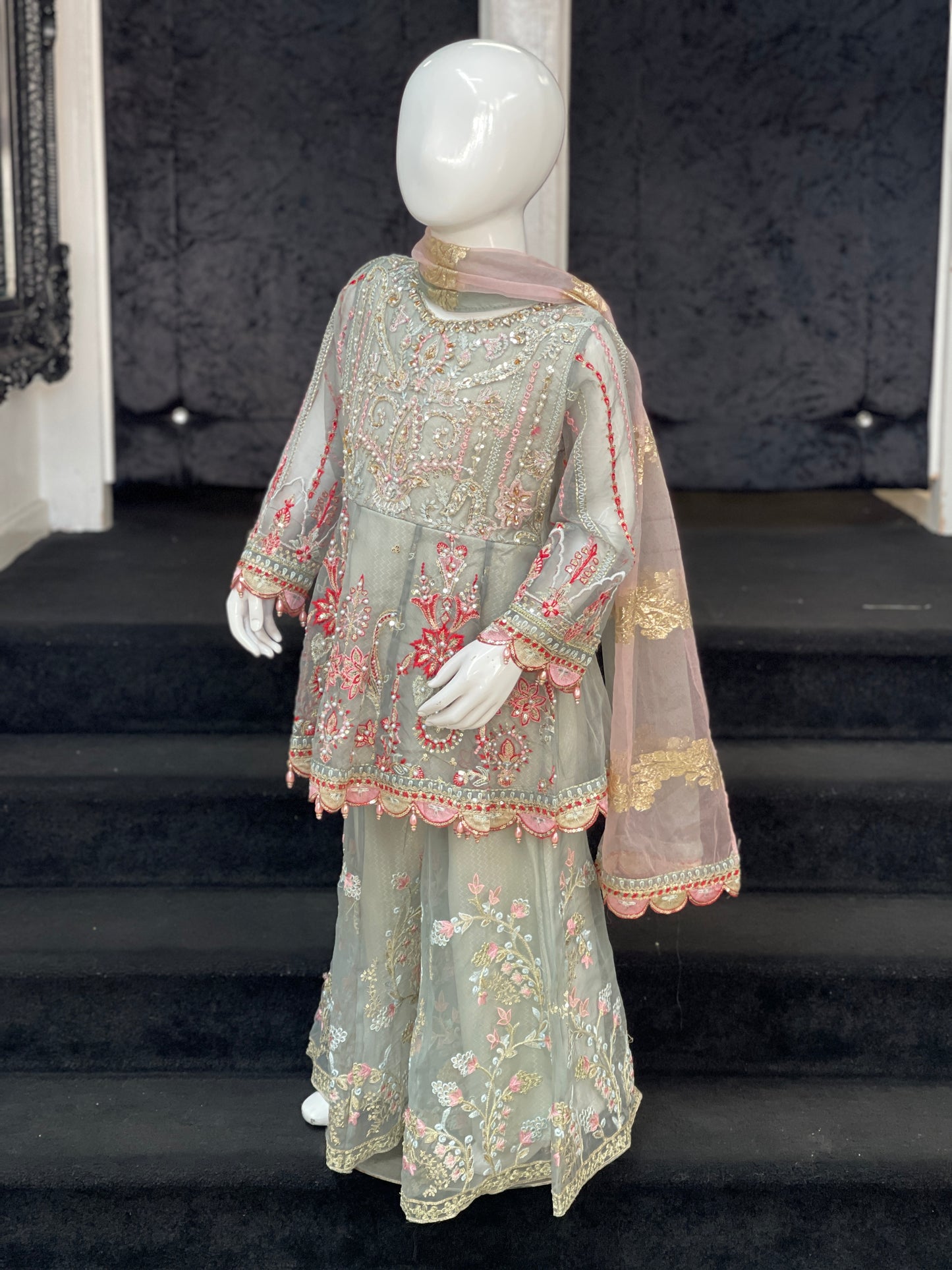 AISHA - MOTHER DAUGHTER