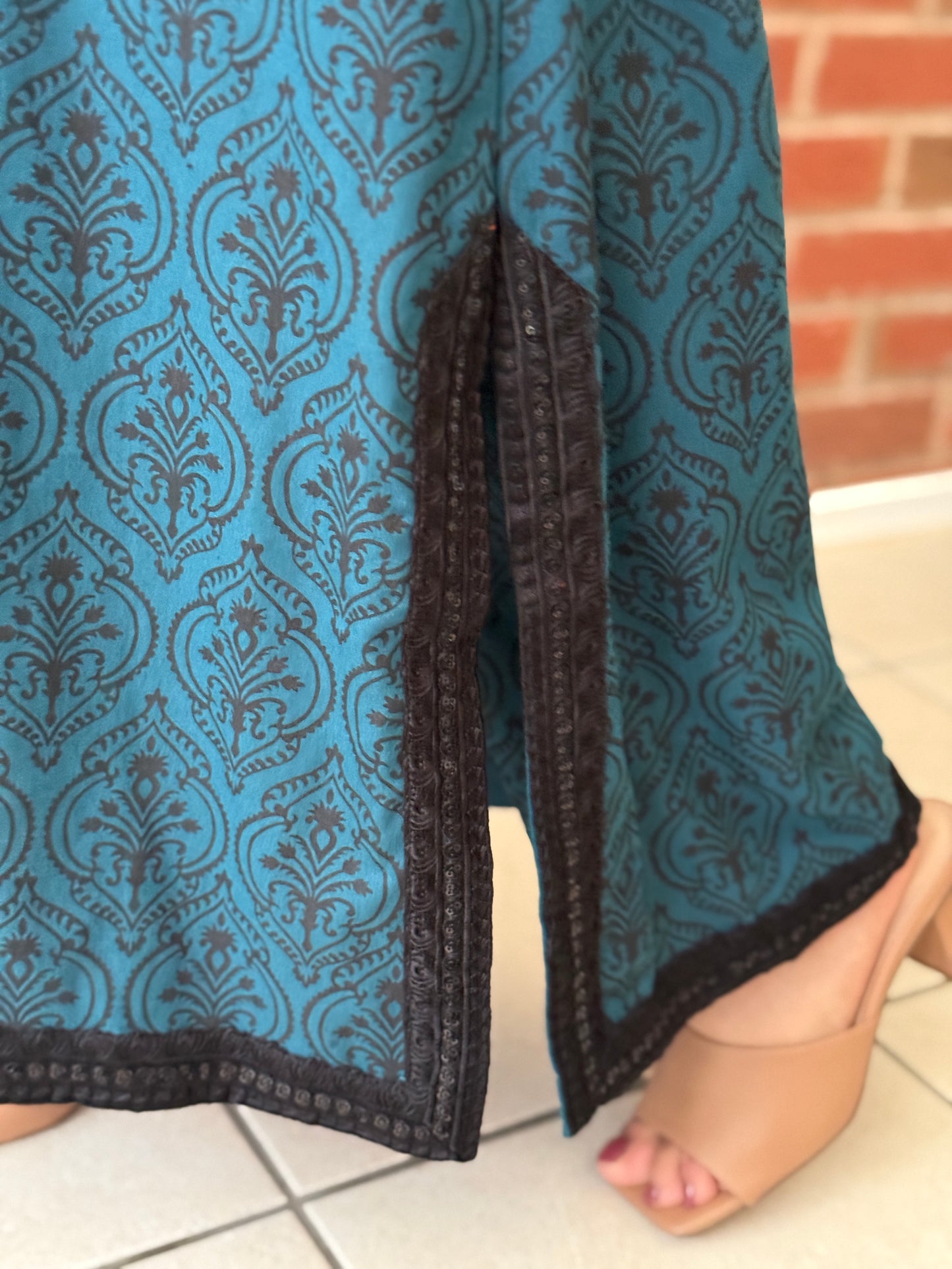 Zaraan Dhanak - 2 Piece Teal