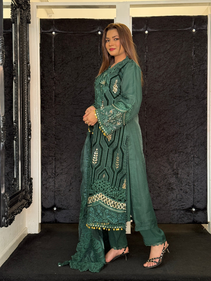 MARIA B - LUXURY COLLECTION