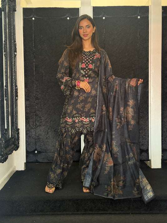Midnight Noir Farsi Set