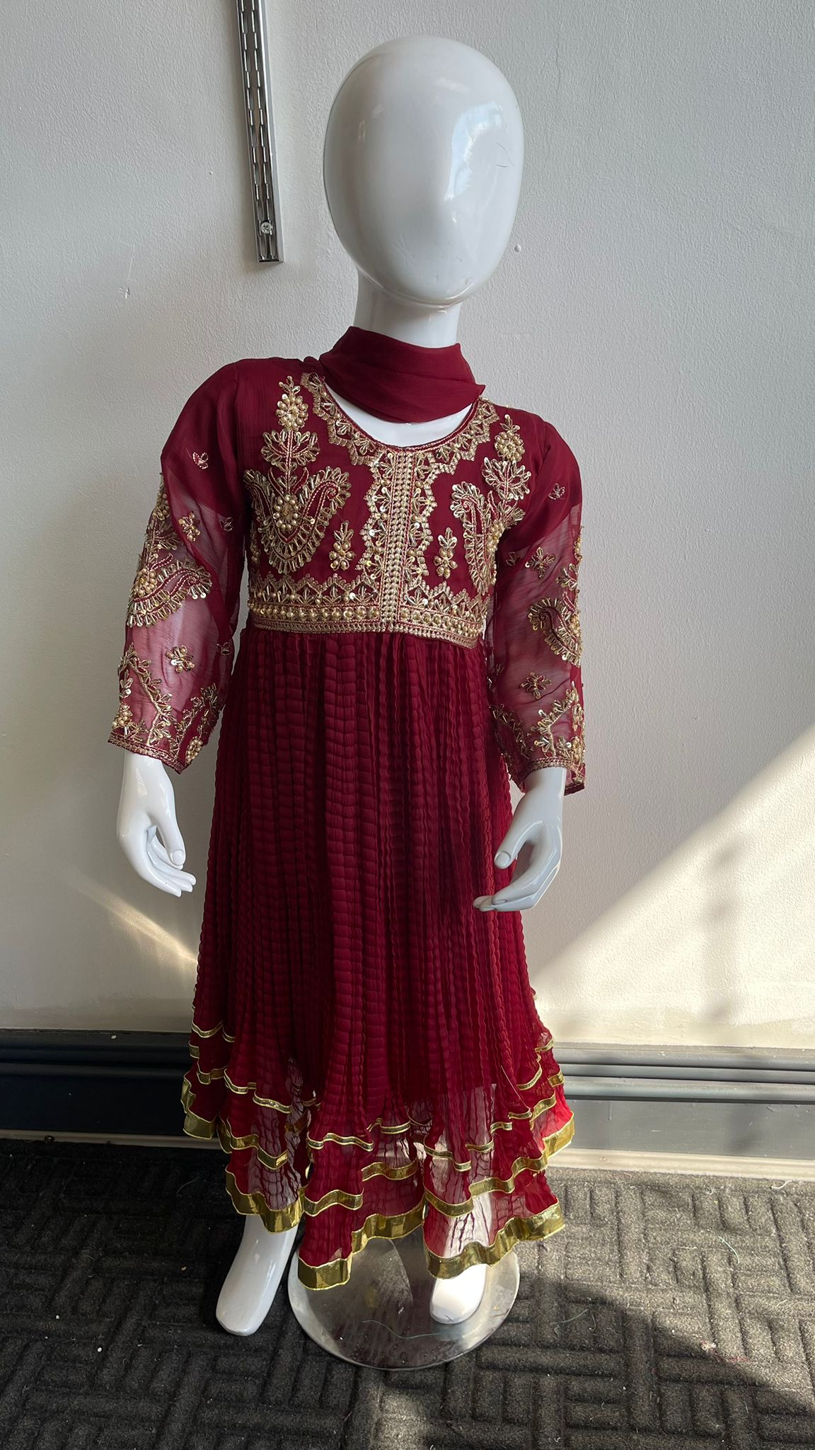 JAMILA - MAROON